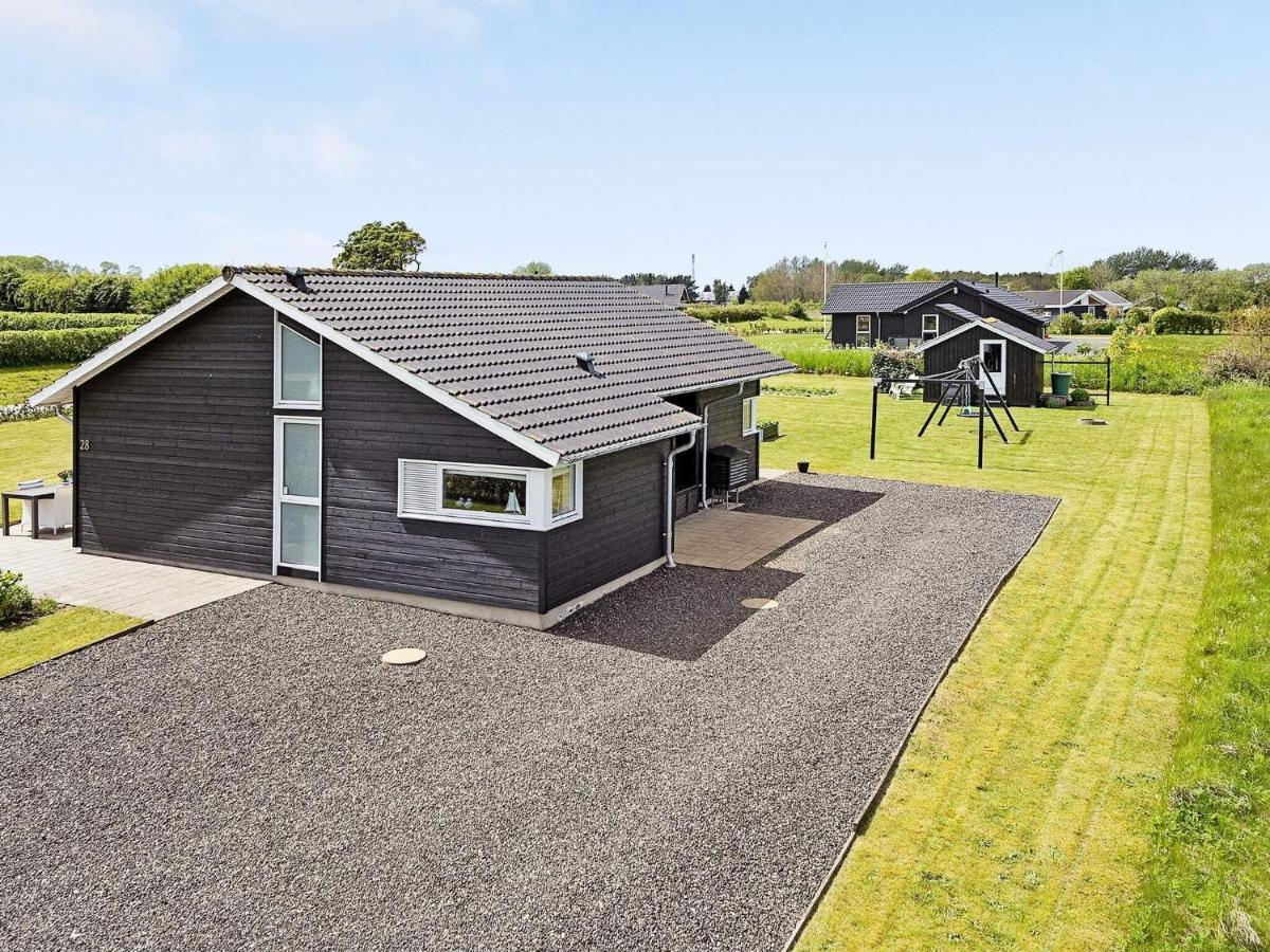 7 Person Holiday Home In 노르보르 외부 사진