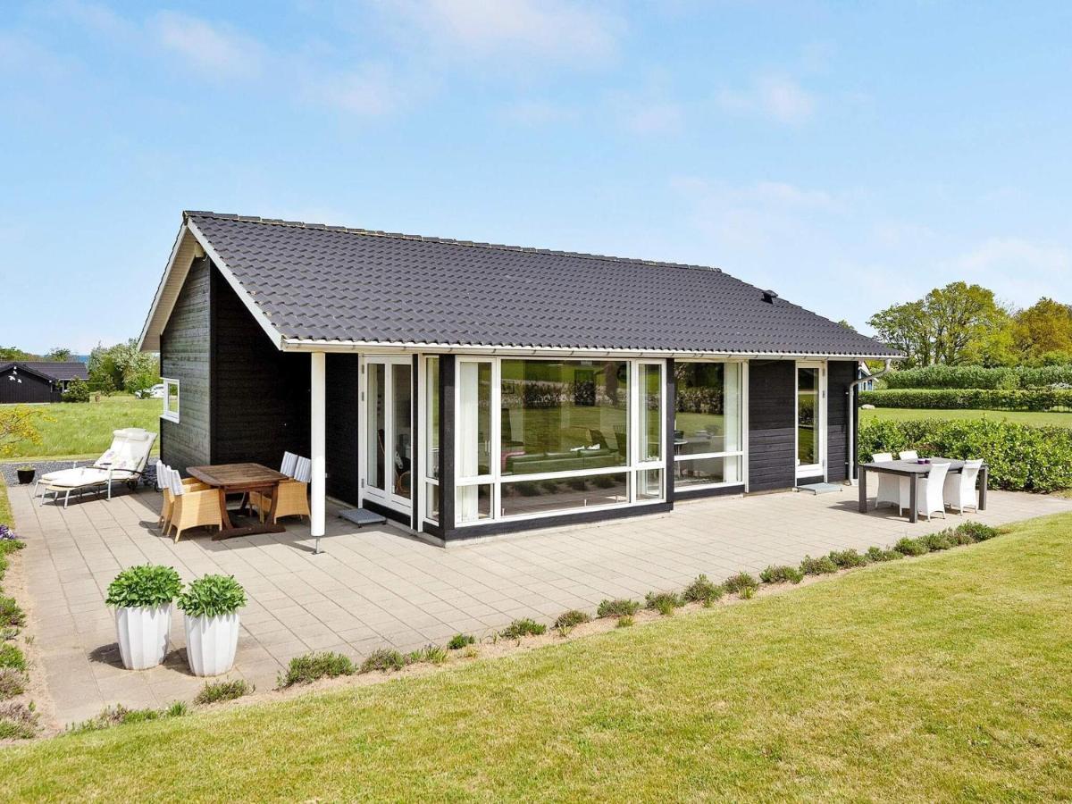 7 Person Holiday Home In 노르보르 외부 사진