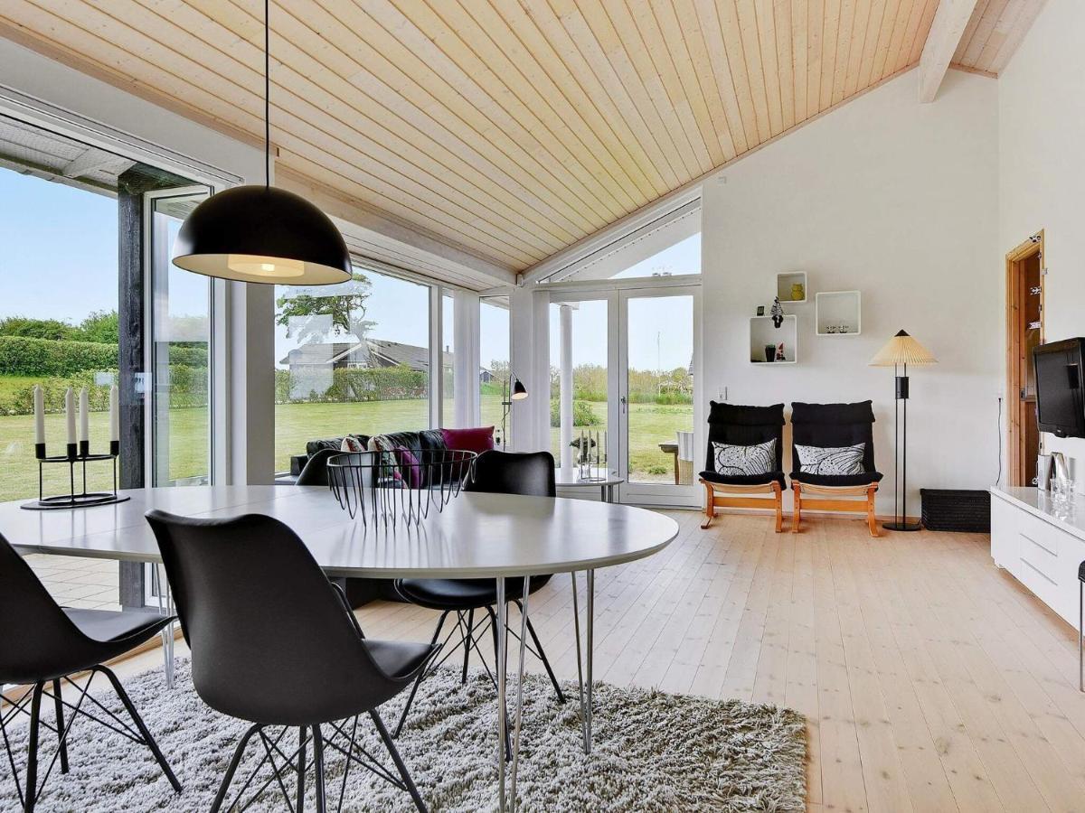 7 Person Holiday Home In 노르보르 외부 사진