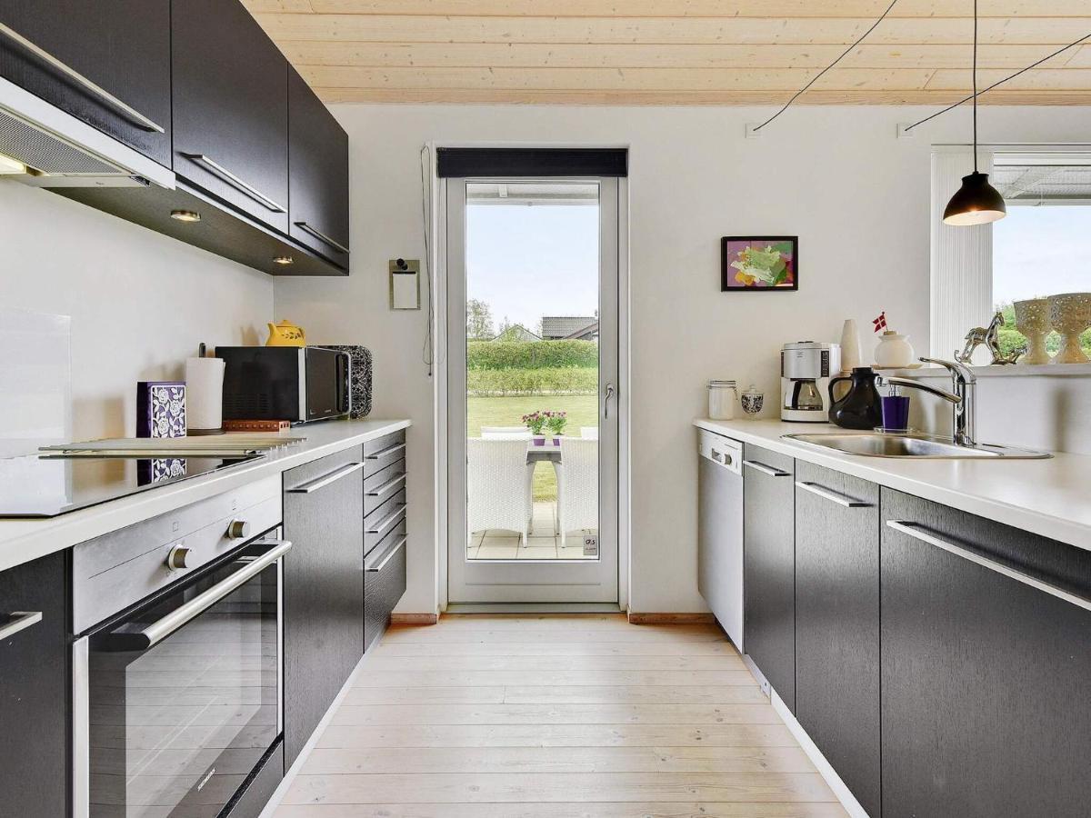 7 Person Holiday Home In 노르보르 외부 사진